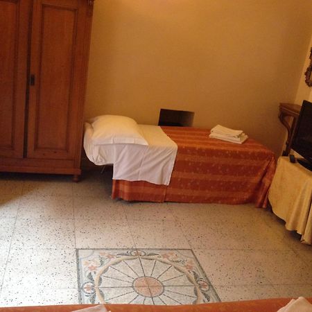 Maison De Marta Róma Szoba fotó