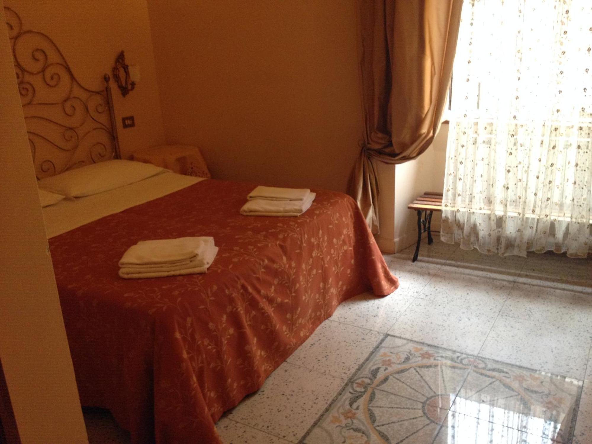 Maison De Marta Róma Szoba fotó